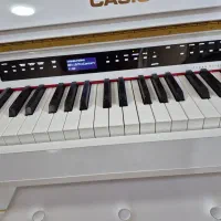 پیانو کاملا نو|پیانو، کیبورد، آکاردئون|بوشهر, |دیوار