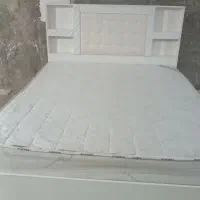 تخت دو نفر سفید