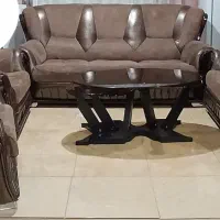 یک دست مبل هفت نفره راحتی نو و تمیز سالم