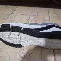 فروش کفش ورزشی اریک اصلی|کیف، کفش، کمربند|تهران, ازگل|دیوار