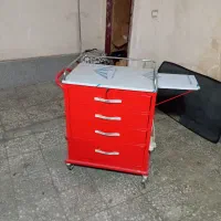 لوازم مطب پزشکی( ترالی ، تخت ، کپسول)