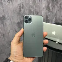 ۱۱ پرو مکسس