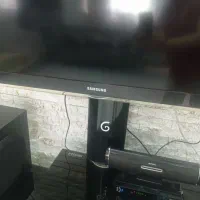 تلوزیون ال سی دی ۴۰ اینچ سالم در حد نو