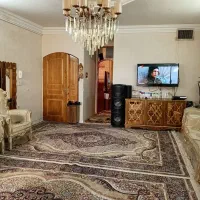 آپارتمان-85متر-طبقه-سوم-پله-ها-نرم-و-راحت