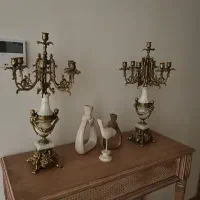 یک جفت شمعدان برنز سنگی