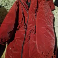 پالتو کاپشن و چند عدد لباس