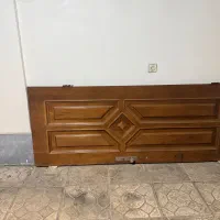درب خانه همراه با کرکره فلزی
