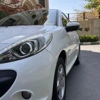 پژو۲۰۷ پانا ۴۰۲