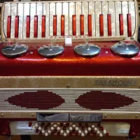 آکاردئون|پیانو، کیبورد، آکاردئون|رشت, منظریه|دیوار