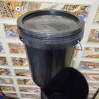 سطل ۲۰لیتری با درب در حدنو