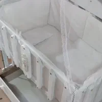 تخت کنار مادر مدل درنا- دارای کشو و سرویس خواب