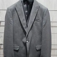 کت و شلوار نو|لباس|شهریار, کردزار|دیوار