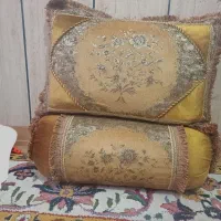 بالشت و پشتی