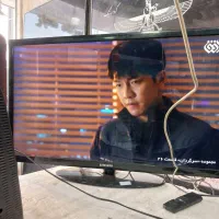 تلویزیون ۴۰ اینچ سامسونگ بسیار تمیز|تلویزیون و پروژکتور|ملایر, |دیوار