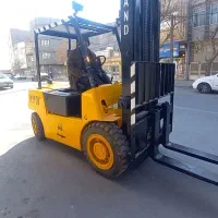 خودرو لیفتراک . باطری لیفتراک. لیفتراک سازی|ماشینآلات صنعتی|مشهد, شهید قربانی|دیوار