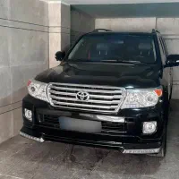 لندکروز 2011