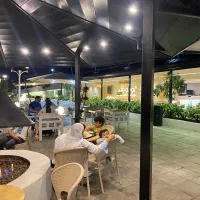 استخدام نیرو خانم برای هاست سالن شمال|استخدام خدمات فروشگاه و رستوران|چالوس, |دیوار