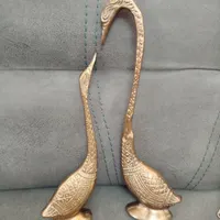 مجسمه برنجی قو