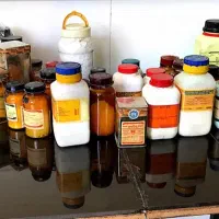 فروش موادشیمیایی وتجهیزات آزمایشگاهی