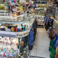 دکور و ویترین نقره فروشی