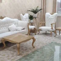 رنگ آمیزی مبلمان و مصنوعات چوبی