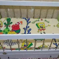 تخت نوزاد تمیز وبدون ایراد