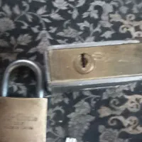 ۳عددقفل باکلید