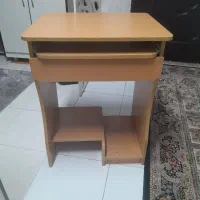 میز تحریر سالم