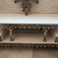 ساعت برنج و میز طرح برنج