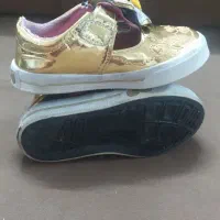 کفش دوخترونه در حد نونو سایز 24|کفش و لباس بچه|قم, وادی السلام|دیوار