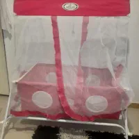 گهواره نوزاد