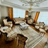 مبل سلطنتی به همراه  میز نهار خوری ۱۰ نفره