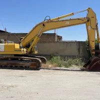بیل کوماتسو ۴۰۰|خودرو سنگین|یزد, |دیوار