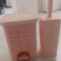 سطل توالت و فرچه و آفتابه و سطل زباله آشپزخانه