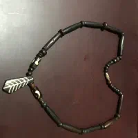 گردنبند چوبی و هسته