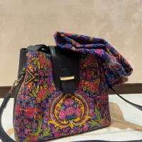 کیف و شال ست برند وستا