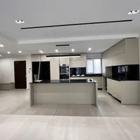 آپارتمان قلب شیخ بهایی شمالی __ ۱۲۵ متر ۲ خواب