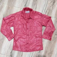 تعدادی لباس بچگانه|کفش و لباس بچه|میانه, |دیوار