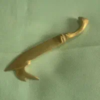 کلکسیونی از شمشیر و چاقوهای کوچک|کلکسیون اشیاء عتیقه|قدس, شهر‌قدس|دیوار