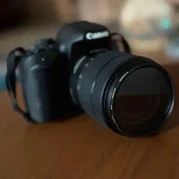 دروبین عکاسی بسیار  تمیز canon850D
