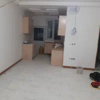 آپارتمان ۸۳متری طبقه همکف ۱۴متر مغازه