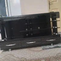 میز تلوزیون به رنگ سیاه