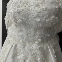 لباس عروس|لباس|رشت, بوسار|دیوار
