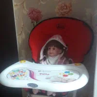 روروک و صندلی غذا و آغوشی قرمز|اسباب و اثاث بچه|شیراز, شهرک استقلال|دیوار