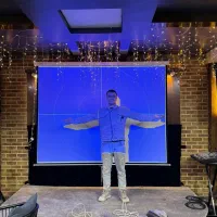 ویدیو پروژکتور کافه با نور زیاد (نصب حرفه ایی)