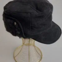 کلاه ها  مدل شکاری  نبوک ضد آب دکمه دار