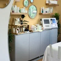 شلف چوب روس|کتابخانه، شلف، قفسه‌های دیواری|تهران, تهران‌نو|دیوار