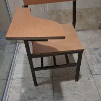 صندلی چوبی