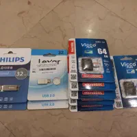 تعدادی کارت حافظه رم و فلش