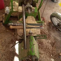 دستکاه خراطی سالم و درحال کار میباشد|ماشین‌آلات صنعتی|شیراز, ماه فیروزان|دیوار